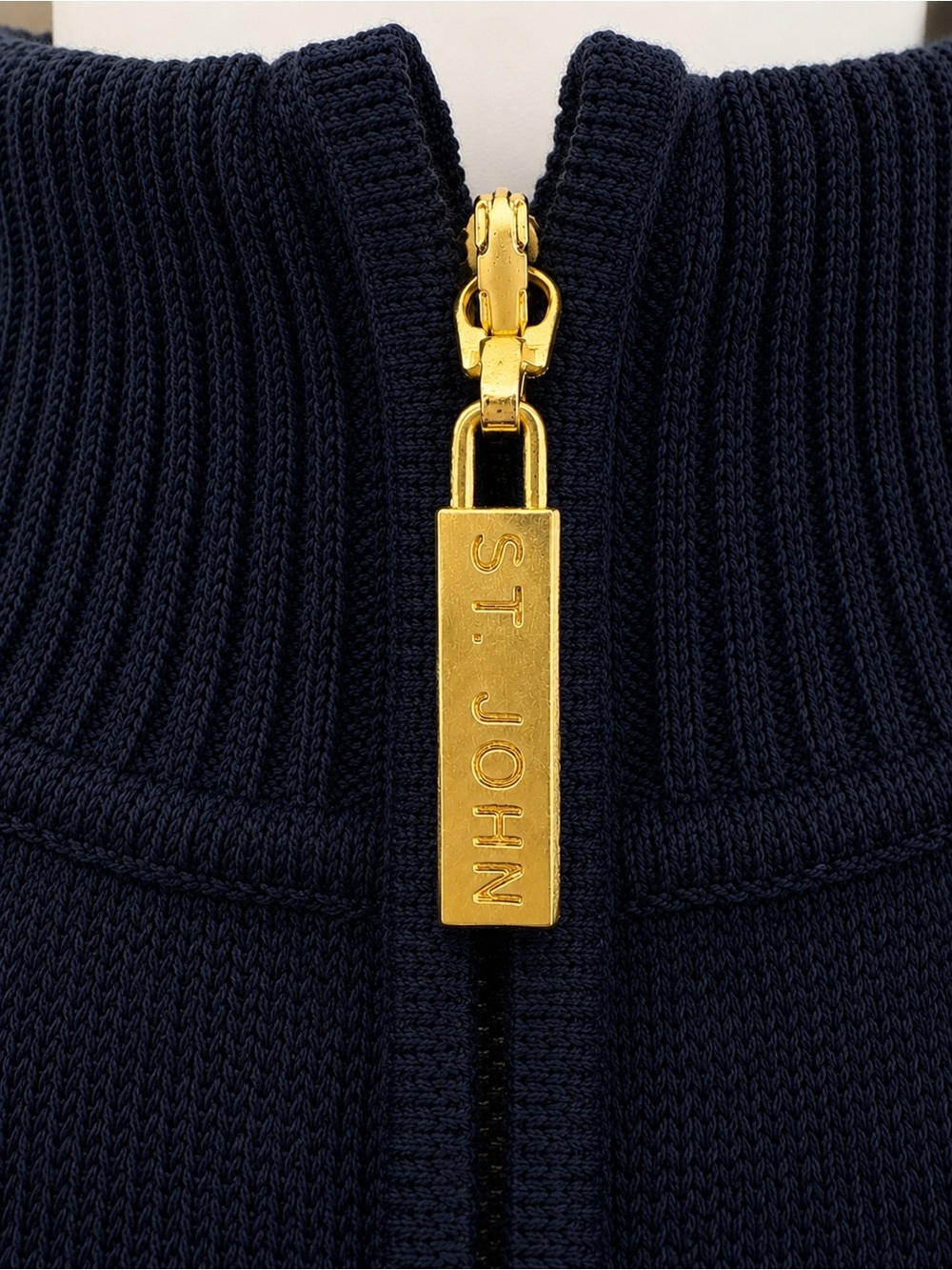 St. John Collection Navy Cream Knit Zip Jacket Gold Logo Size P - Picture 3 of 7